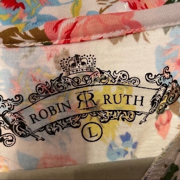Robin Ruth Floral Short Sleeve Sweden T-shirt (L) - Picture 6 of 7